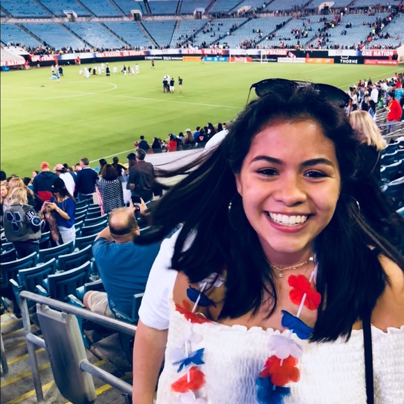 Meet your Posher, Priscilla - Picture 1 of 1